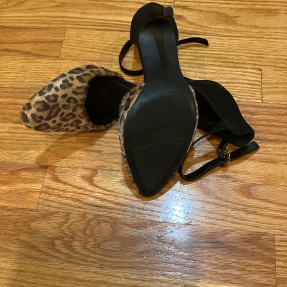 Apt 9 size 8 Leopard Heels - Picture 3 of 6